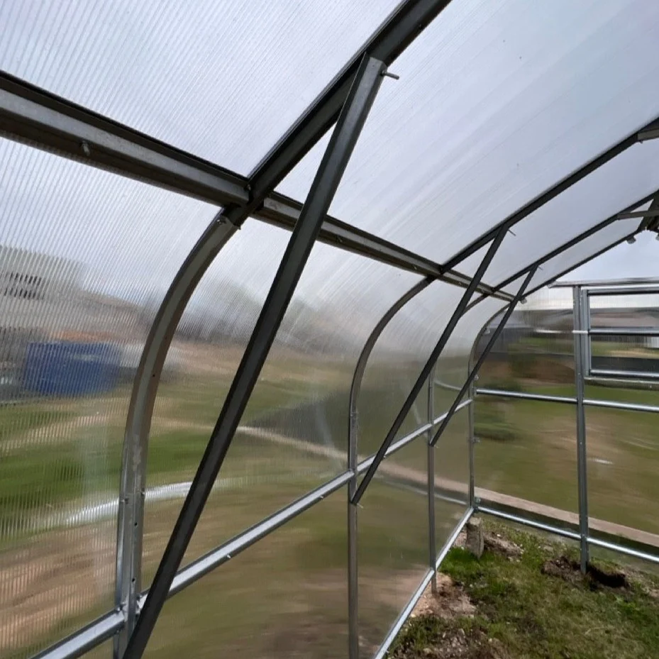 Arrow Greenhouse - Image 8