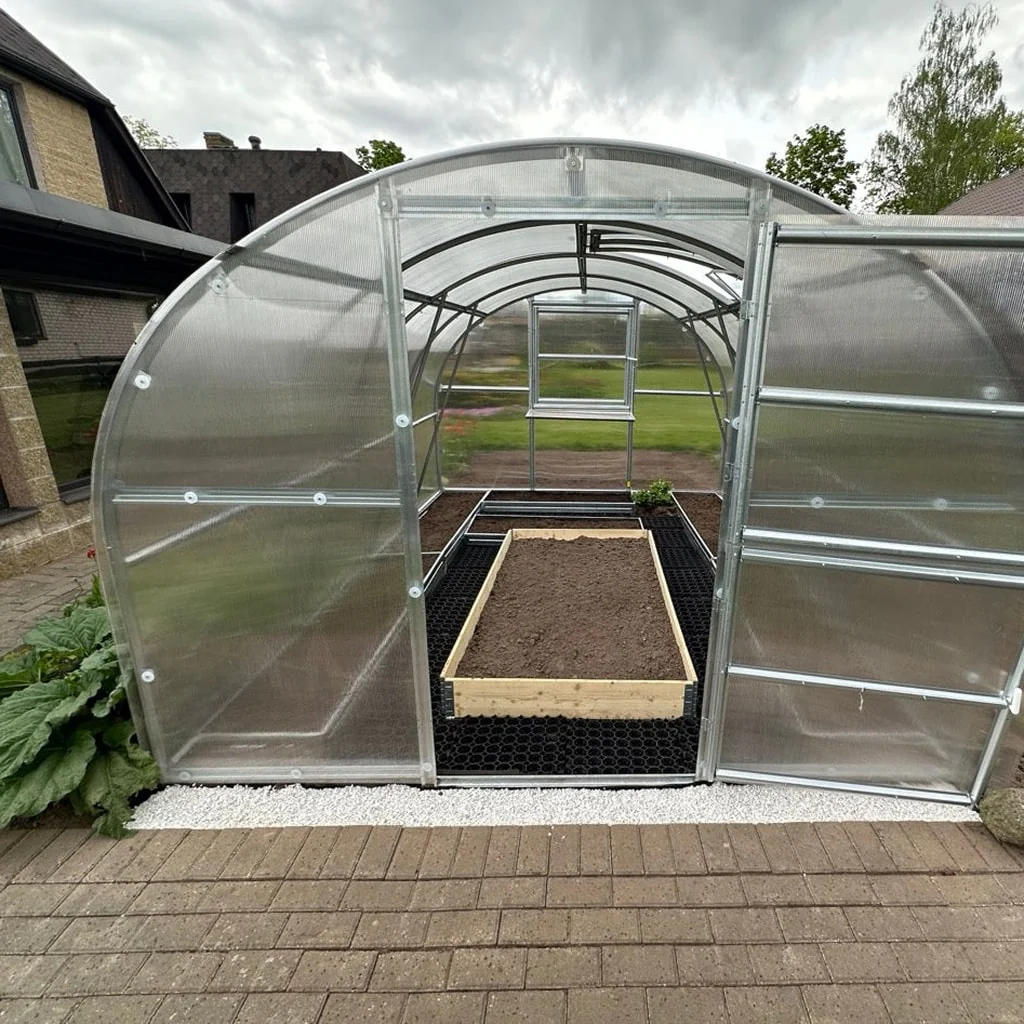 World's Most Popular Polycarbonate Greenhouse - Image 11