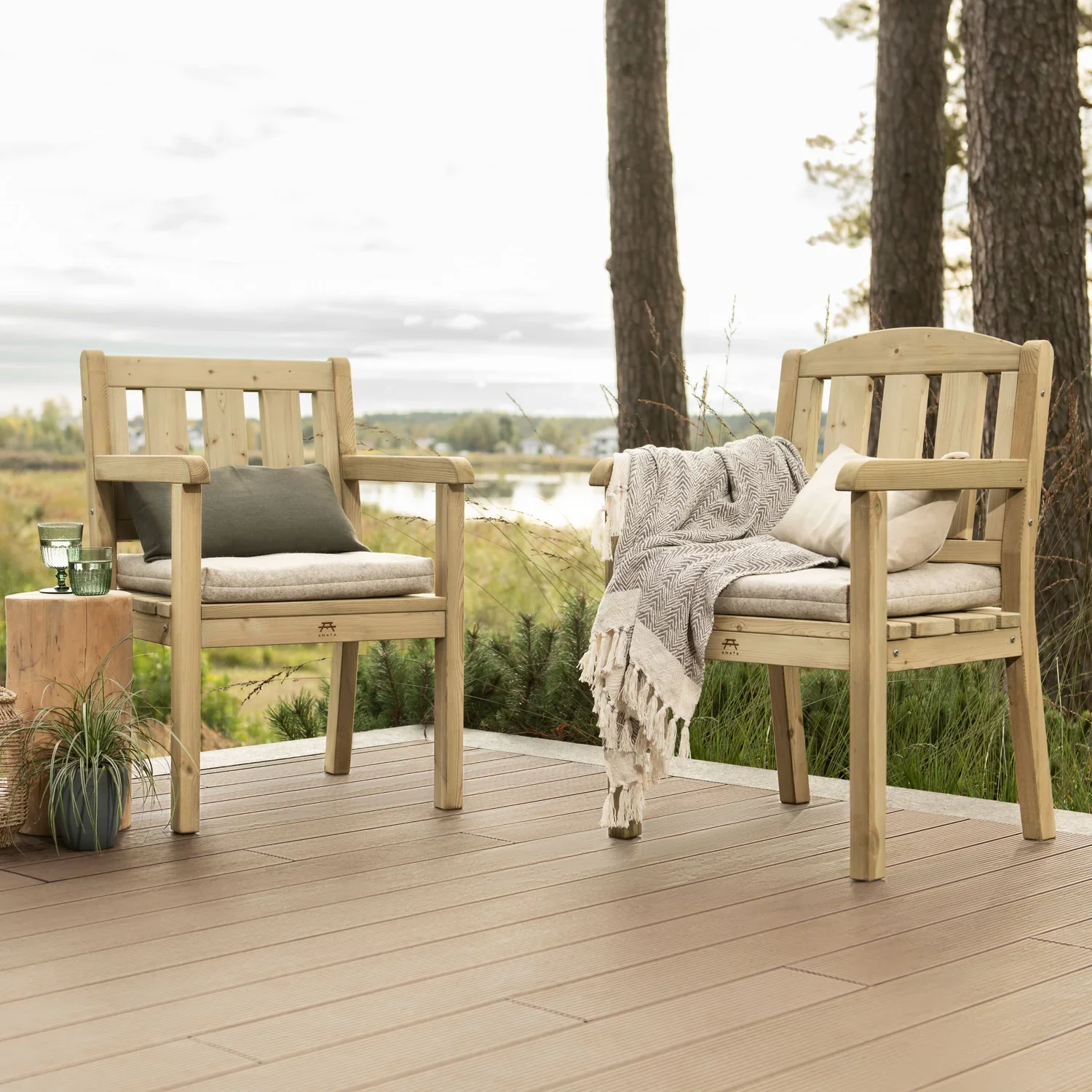 Amata Nordwood Garden Bench - Image 5